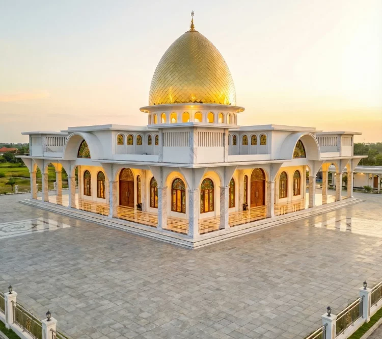 Masjid Kubah Emas